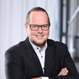 Florian Bruns, Head of Sales